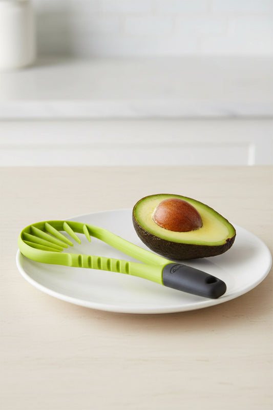 The Chefn Corporation 212-028-149 Green Flexible Avocado Slicer