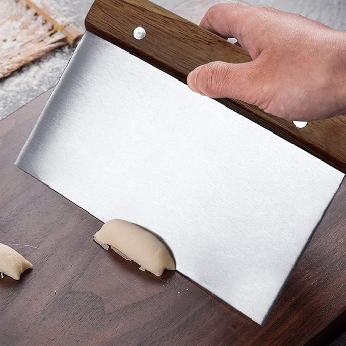 Stainless Steel Pastry Scraper - Dough Bench Scraper Bread Cutter Chopper with Non-Slip Wooden Handle and Measuring Scales for Kitchen