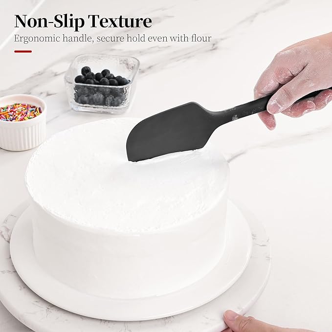 600ºF Heat Resistant Spatulas, High Heat Food Safe Semless Kitchen Silicone Scraper Set for Cooking Baking Mixing Scraping Stirring Nonstick Cookware Pan Bowl (3Pcs,Black)