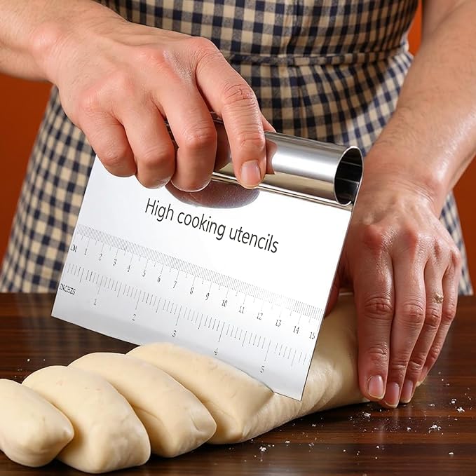 Bench Dough Scraper Cutter, Stainless Steel Pastry Cutter Kitchen Food Scraper Chopper, Metal Dough Scrapers Versatile Kitchen Tool for Butter, Baking, Bread, Cake, Pizza, and More(1Pcs)