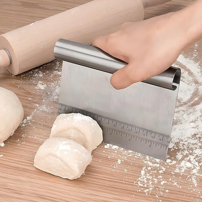 Dough Pastry Scraper Stainless Steel Bench Scraper with Measuring Scale Multipurpose for Butter, Cake, Onion, Vegetable, Pizza Cutter - Pastry Bread Separator