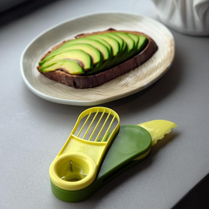 3-in-1 Avocado Slicer, Pitter, and Peeler - Foldable, Durable, and Easy to Clean